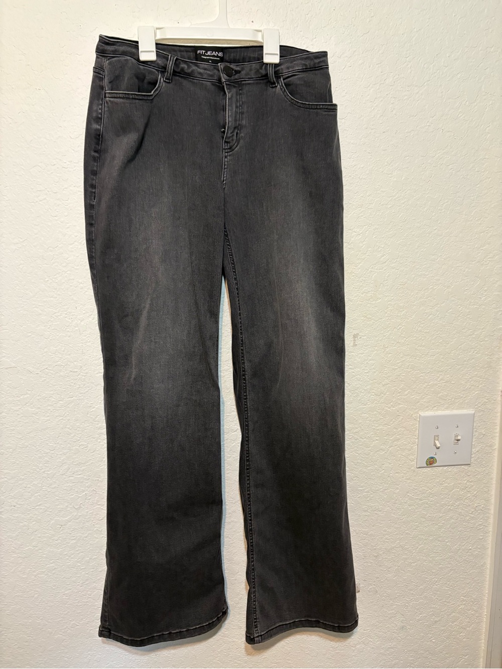 FITJEANS Women's Black Wide-Leg Jeans